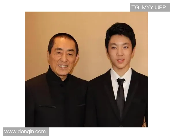 活力四射的足球明星背后的故事与成就揭秘